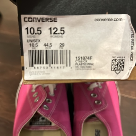 Converse unisex plastic pink sneakers NIB M10.5 W12.5 - Picture 8 of 8